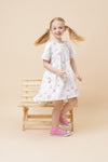 Vestido Lari, Natureza